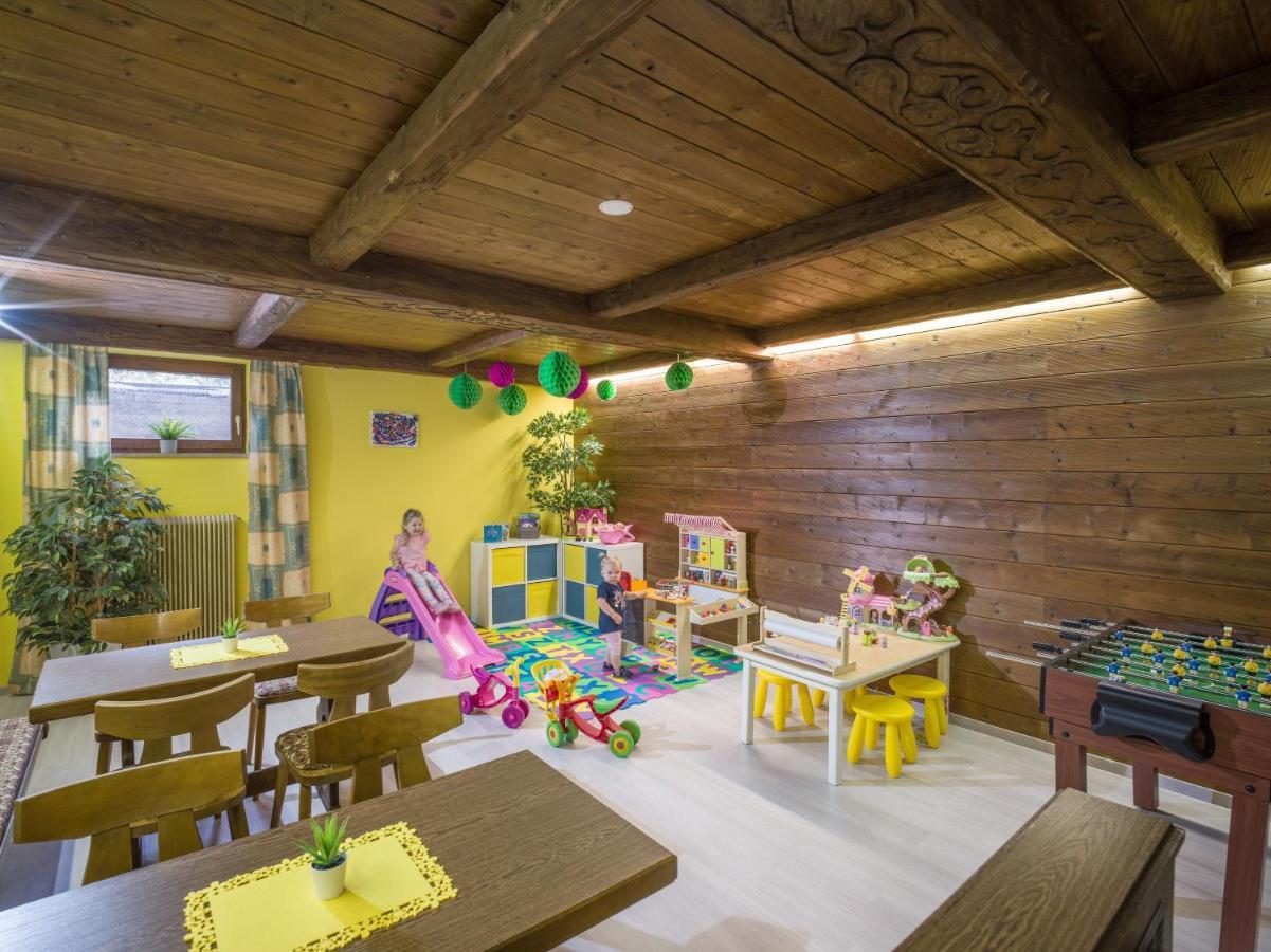 וואלכסי Appartementhaus Montana Kg מראה חיצוני תמונה